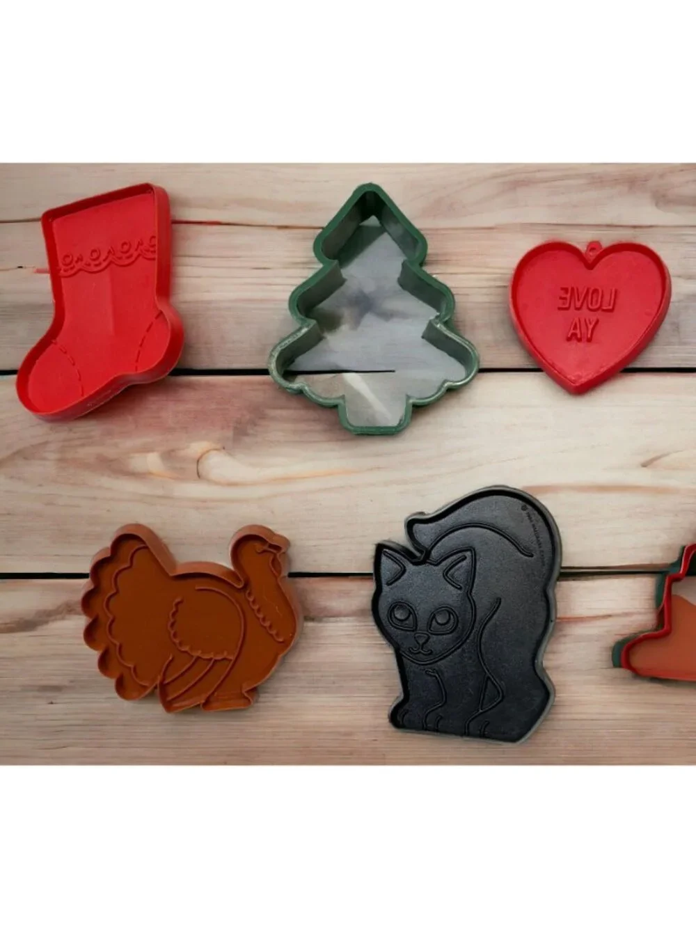 Vintage Hallmark Holiday Cookie Cutter Set Stocking Tree Heart Turkey Cat